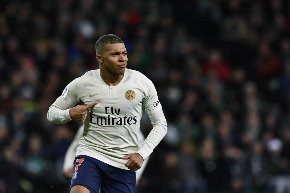 宇树科技：2025全年人形机器人实际出货量超5500台